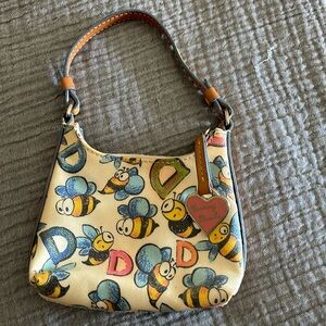 Dooney & Bourke purse